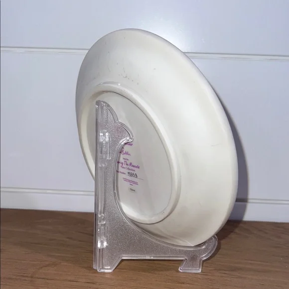 Precious Moments Love One Another Plate - Enesco - Picture 10 of 16